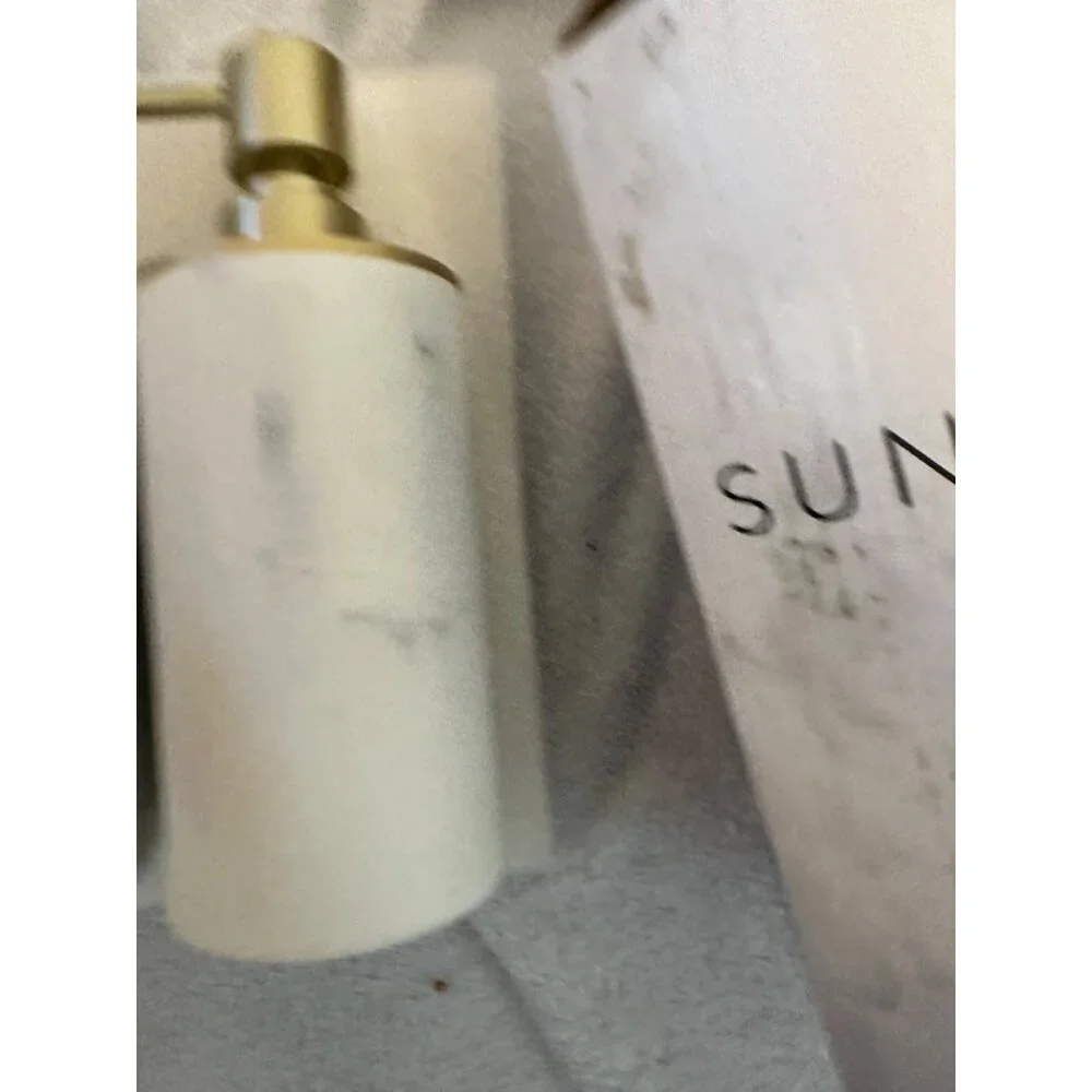 Sunday Citizen Resin Bath Set Unisex OS White Marble Gold Soap Dispenser Tumbler